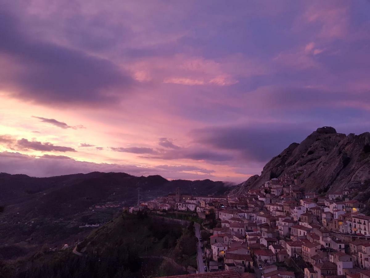 La Pietra Gialla Pietrapertosa Exteriér fotografie